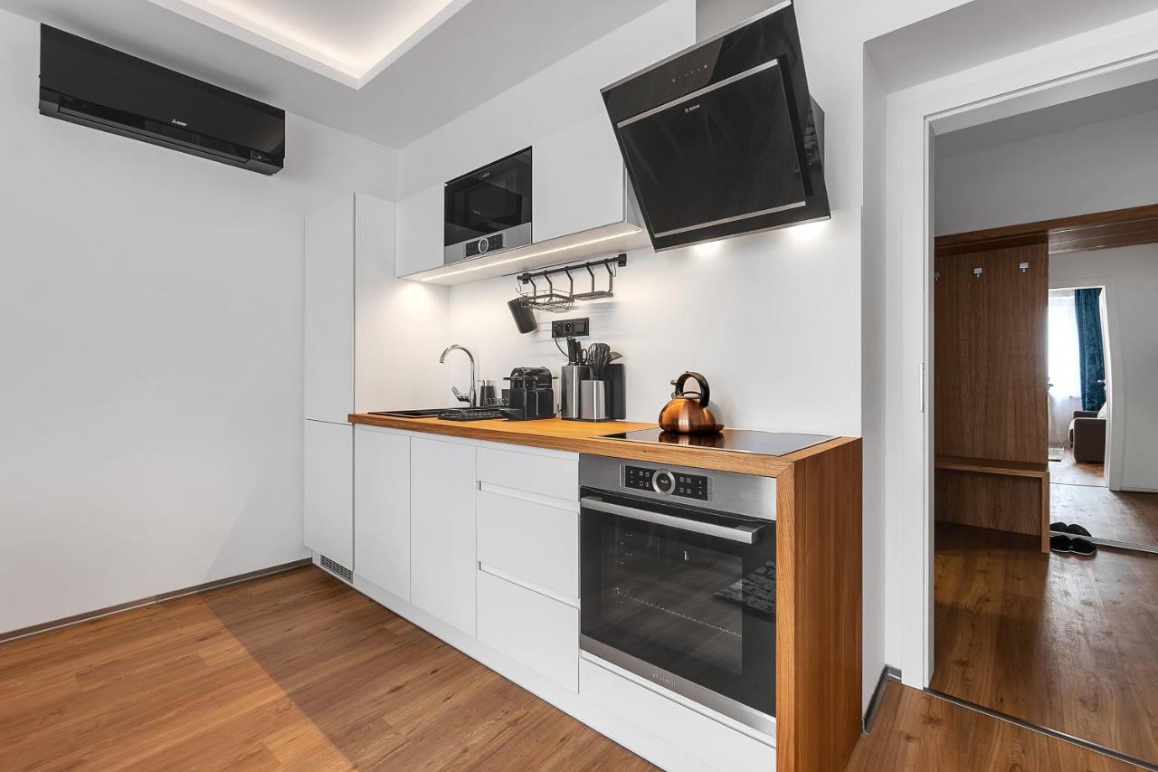 Novy Designovy Apartman S Klimatizaci Rychnov nad Kneznou Exterior photo